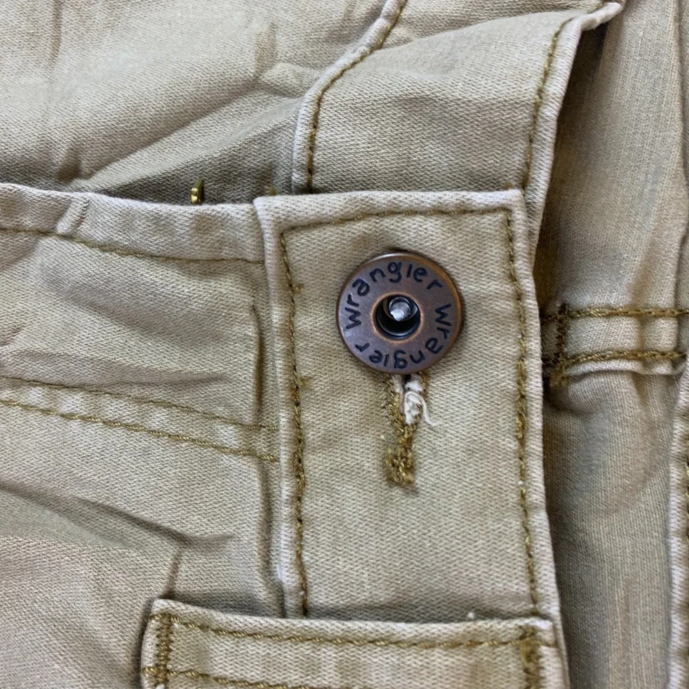 Wrangler Jeans Mens 32x29 Khaki Pockets Slim Fit Straight Leg Casual Workwear